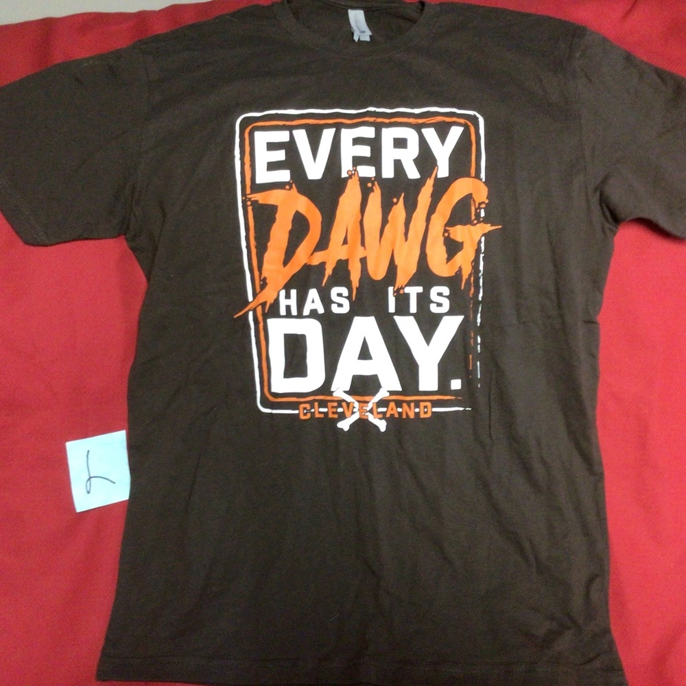NFL Cleveland BROWNS tshirt